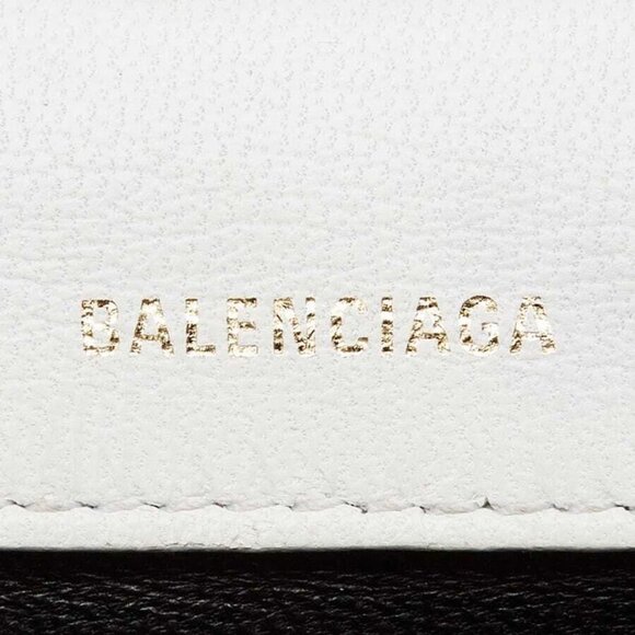 Balenciaga White Grained Leather Ville Day S Crossbody Flap Bag - Picture 7 of 8